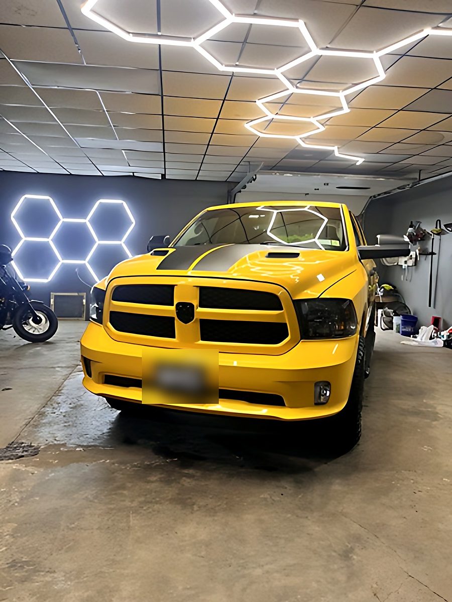 Yellow Ram under the hex lights