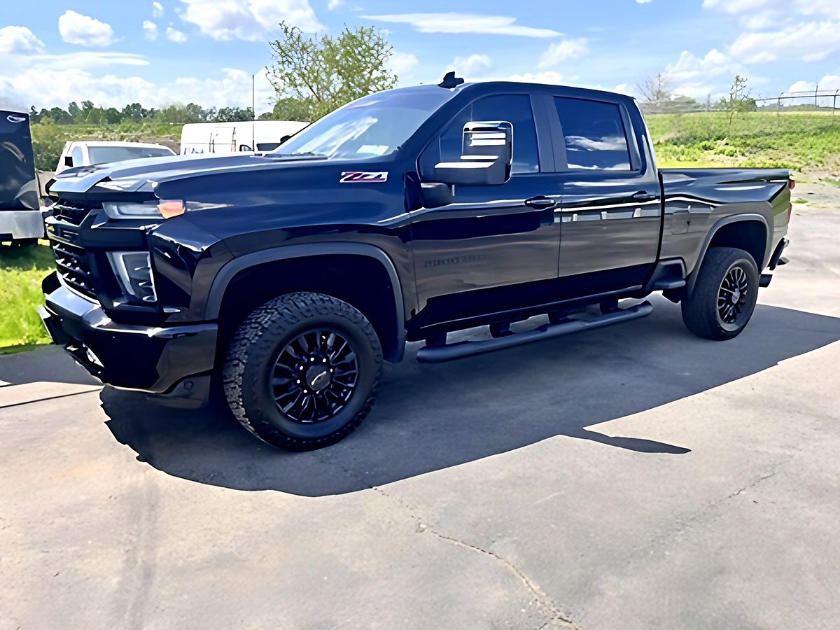 Black Chevy Silverado HD