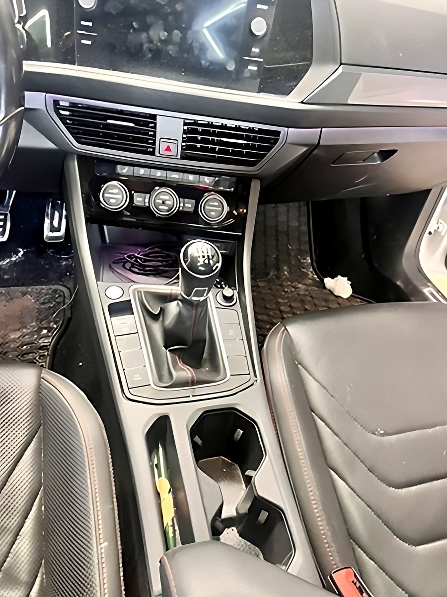Clean center console and shifter