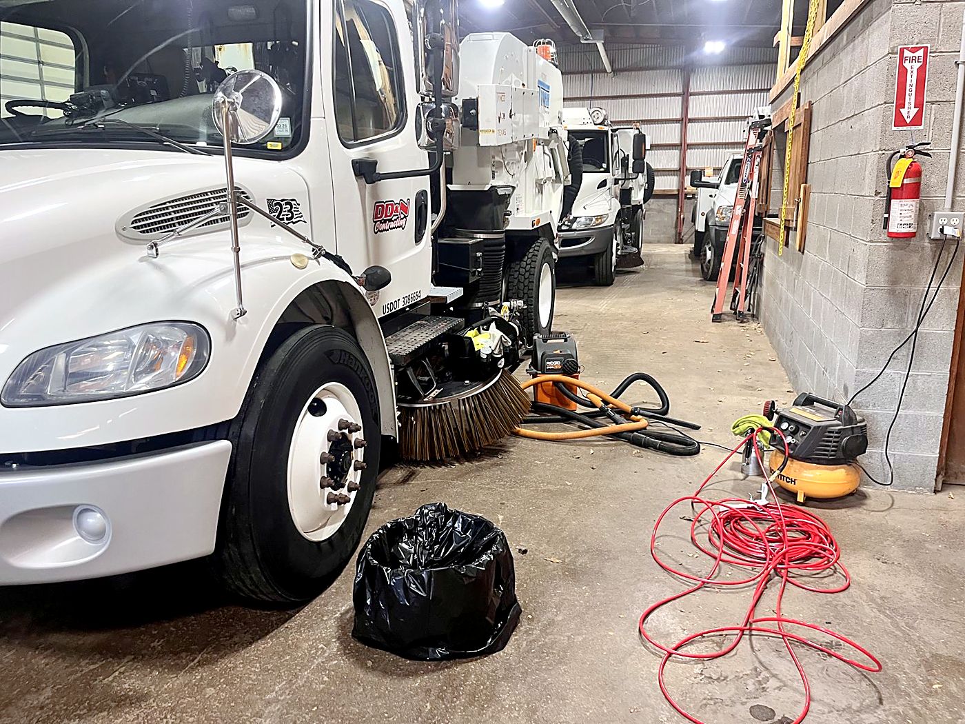 Box truck fleet service