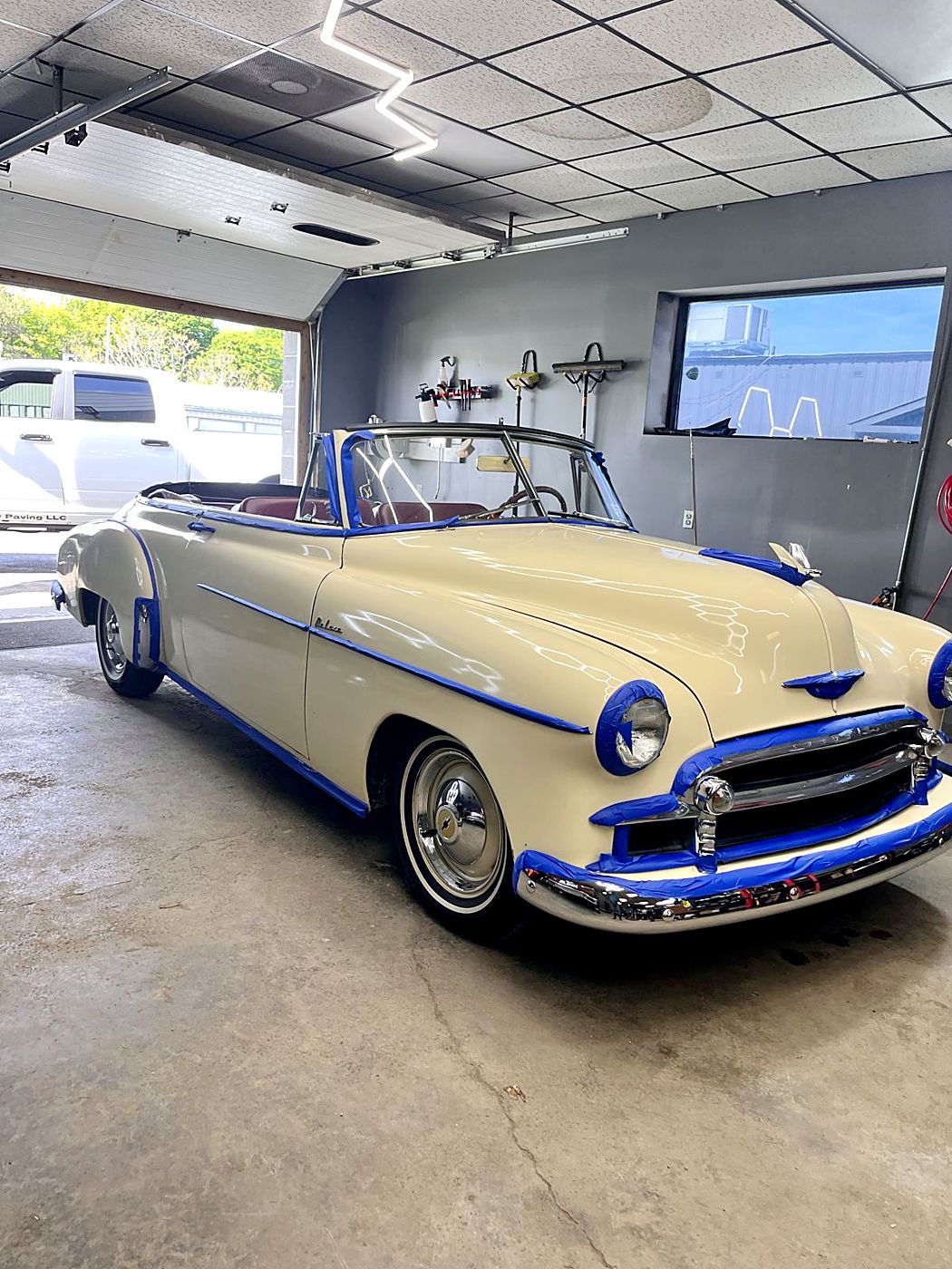 Two-tone classic convertible